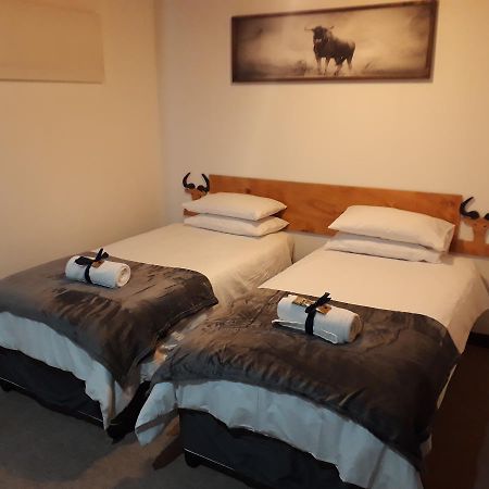 Appartement avec 1 chambre Port Elizabeth Extérieur photo